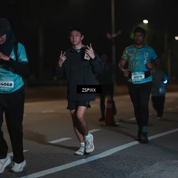 Runner Photo 5920712
