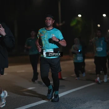 Runner Photo 5920715