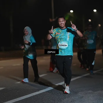Runner Photo 5920753