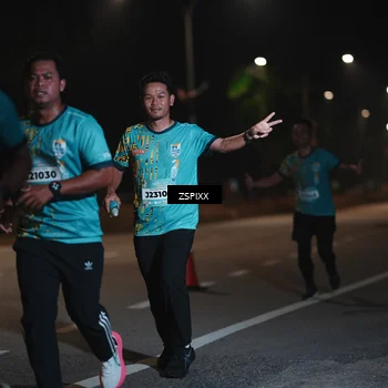 Runner Photo 5920778