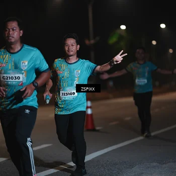 Runner Photo 5920792