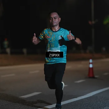 Runner Photo 5920811