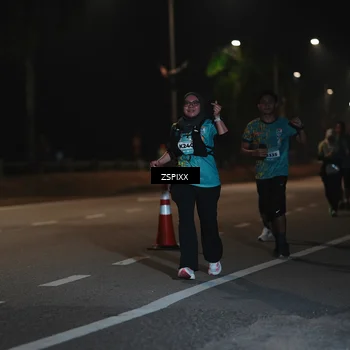 Runner Photo 5920901
