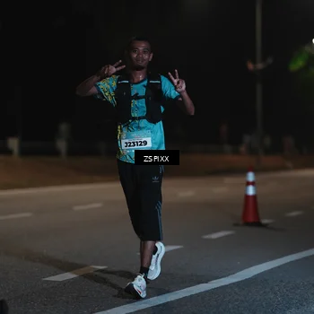 Runner Photo 5920980
