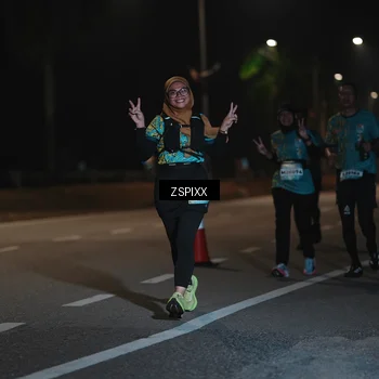 Runner Photo 5921112