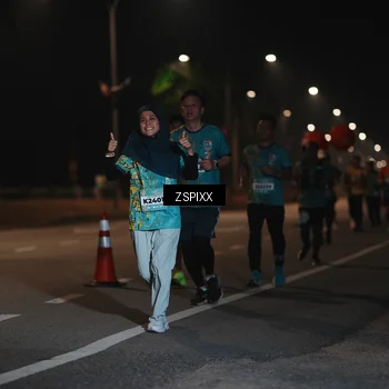 Runner Photo 5921190