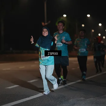 Runner Photo 5921200