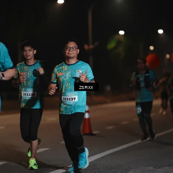 Runner Photo 5921237