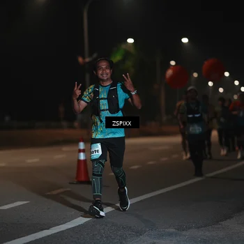 Runner Photo 5921273