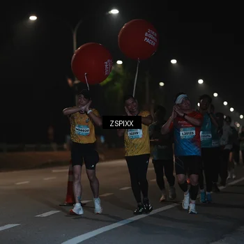 Runner Photo 5921335