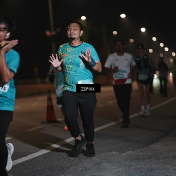 Runner Photo 5921400