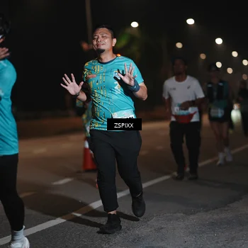 Runner Photo 5921407