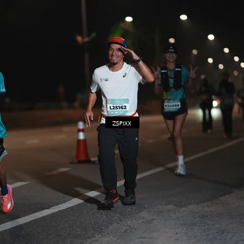 Runner Photo 5921435
