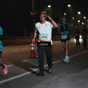 Runner Photo 5921445
