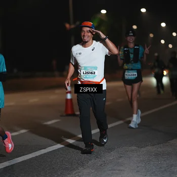 Runner Photo 5921455