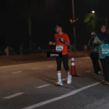 Runner Photo 5921504