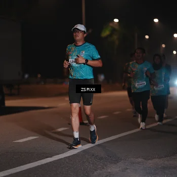 Runner Photo 5921699