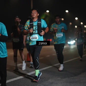 Runner Photo 5921763