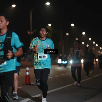 Runner Photo 5921769