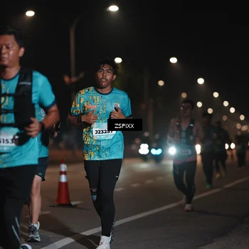 Runner Photo 5921775