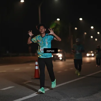Runner Photo 5921852