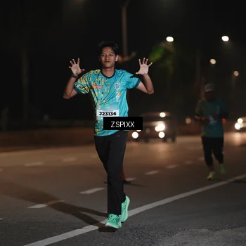 Runner Photo 5921859