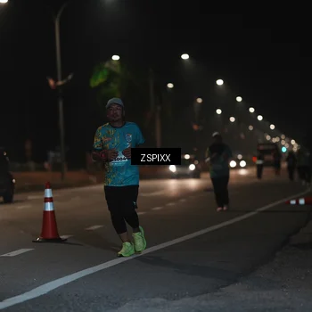 Runner Photo 5921872