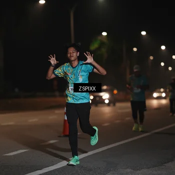 Runner Photo 5921873