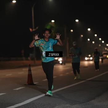 Runner Photo 5921876