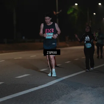Runner Photo 5921987