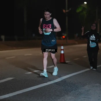 Runner Photo 5921996
