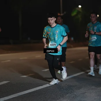 Runner Photo 5922271