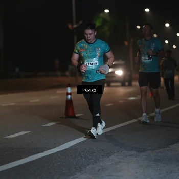 Runner Photo 5922388