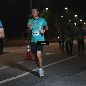 Runner Photo 5922410