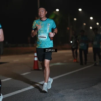 Runner Photo 5922411