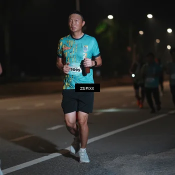 Runner Photo 5922425