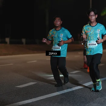 Runner Photo 5922456