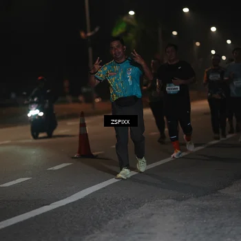 Runner Photo 5922619