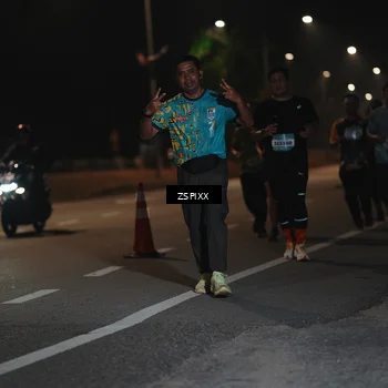 Runner Photo 5922621