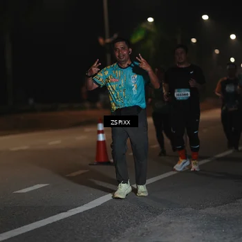 Runner Photo 5922629