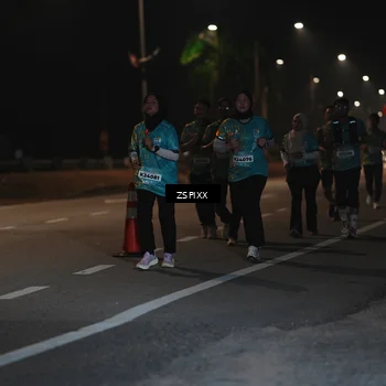 Runner Photo 5922835