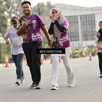 Runner Photo 5923121