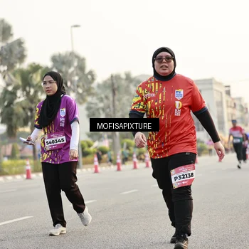 Runner Photo 5923124