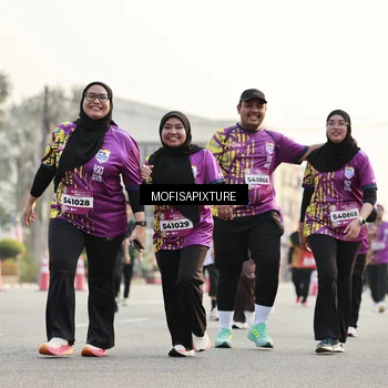Runner Photo 5923144