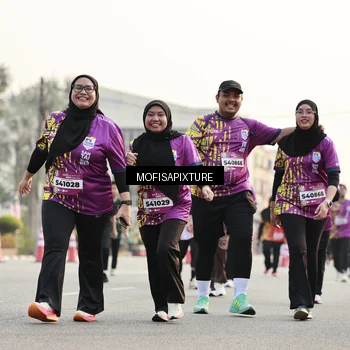 Runner Photo 5923145
