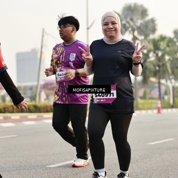 Runner Photo 5923242