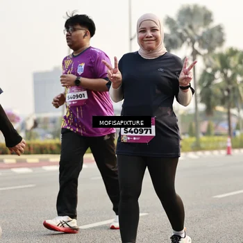 Runner Photo 5923245
