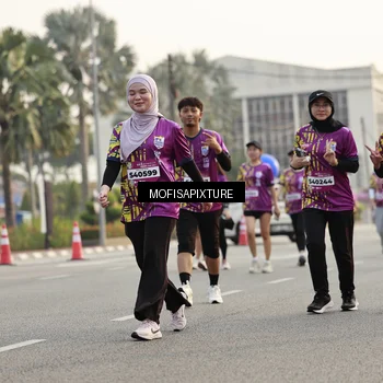 Runner Photo 5923276