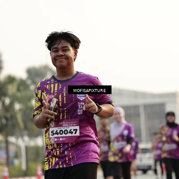 Runner Photo 5923288