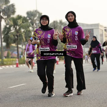 Runner Photo 5923329
